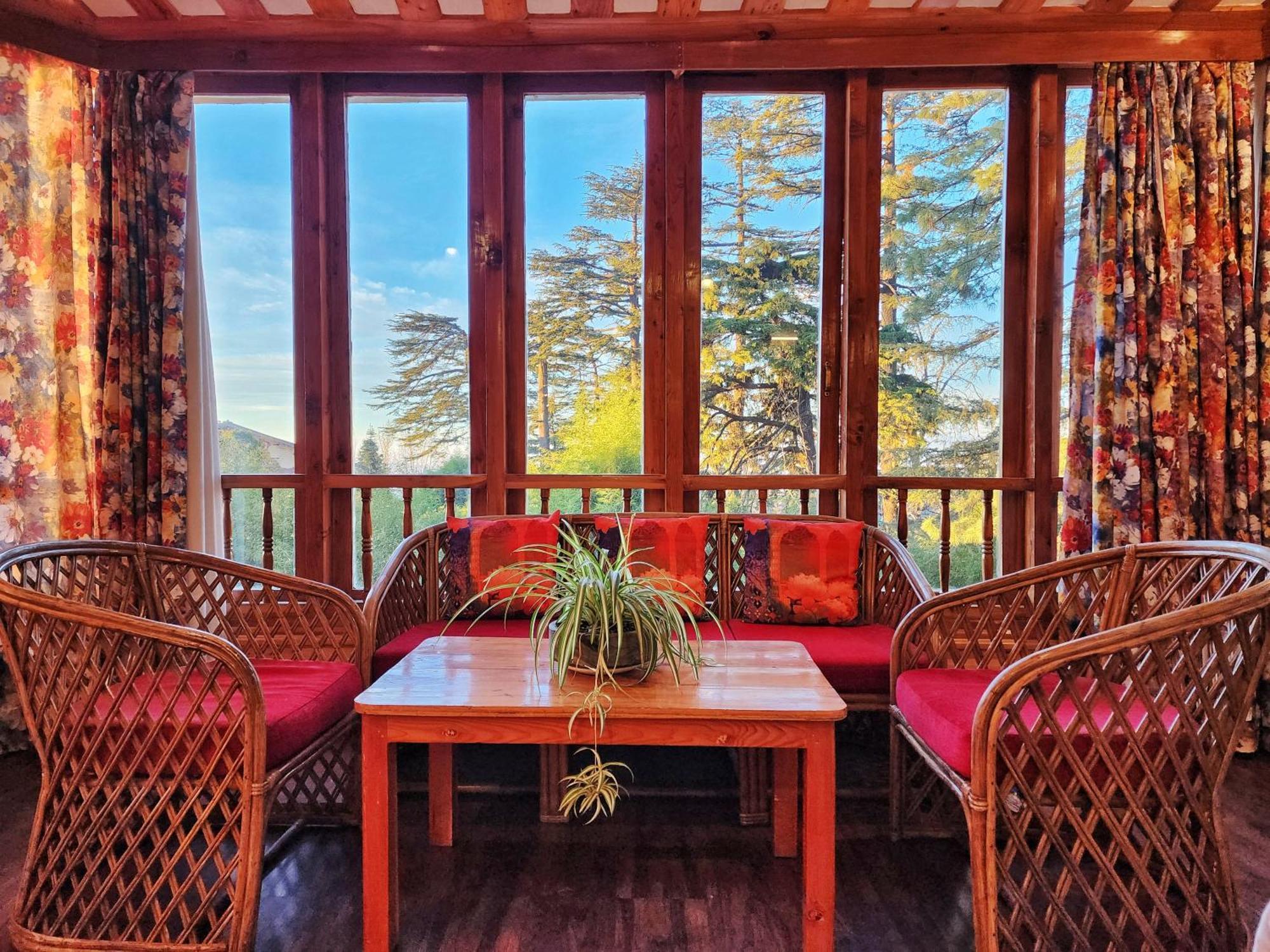 Hotel Pineview シムラー エクステリア 写真